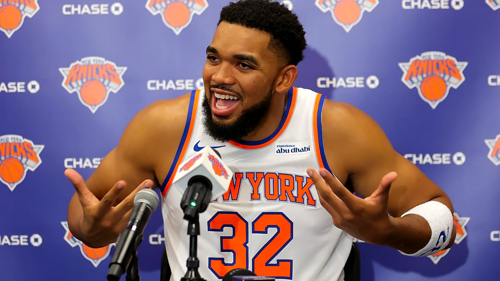 Karl-Anthony Towns roasts ESPN for false injury report