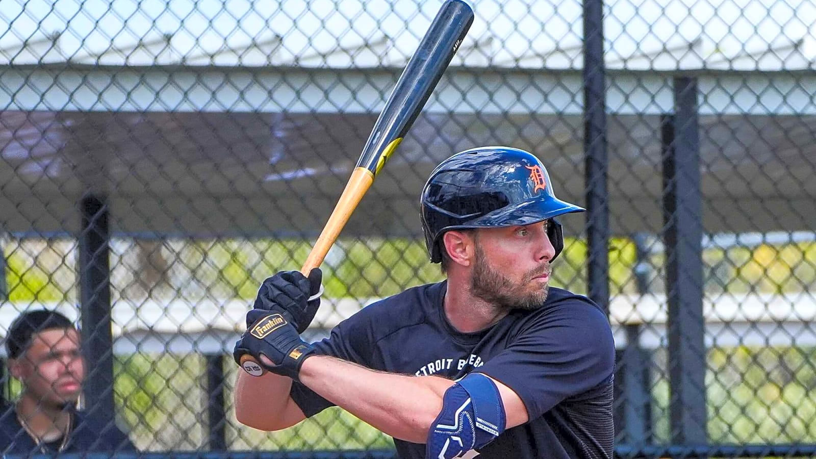 Tigers Release Austin Slater