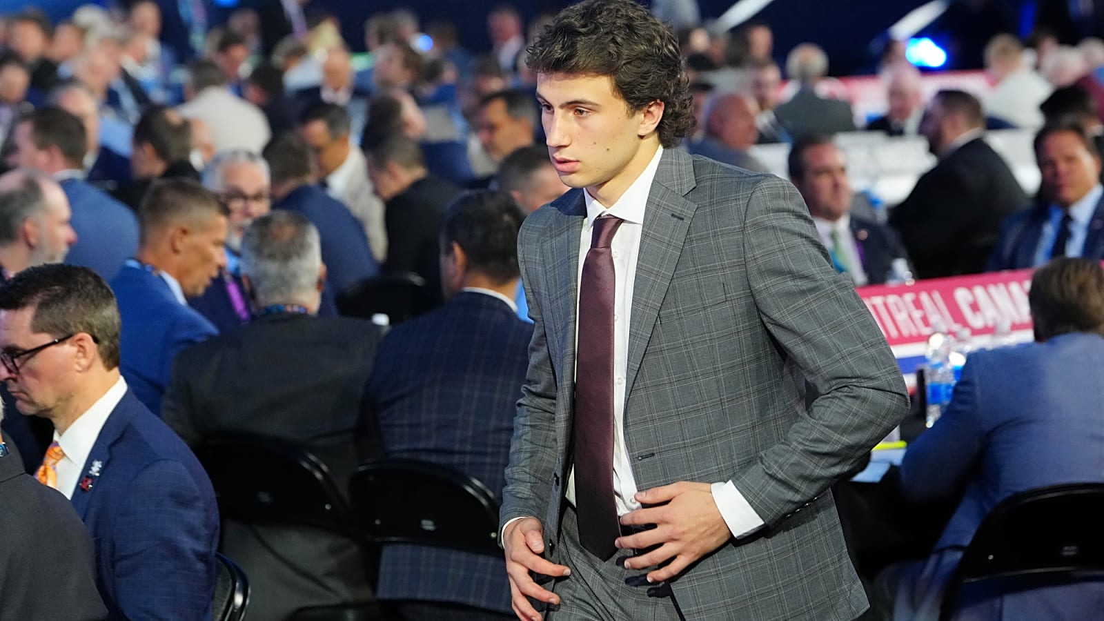 Maple Leafs prospect Ben Danford suspended two games by OHL for check from behind