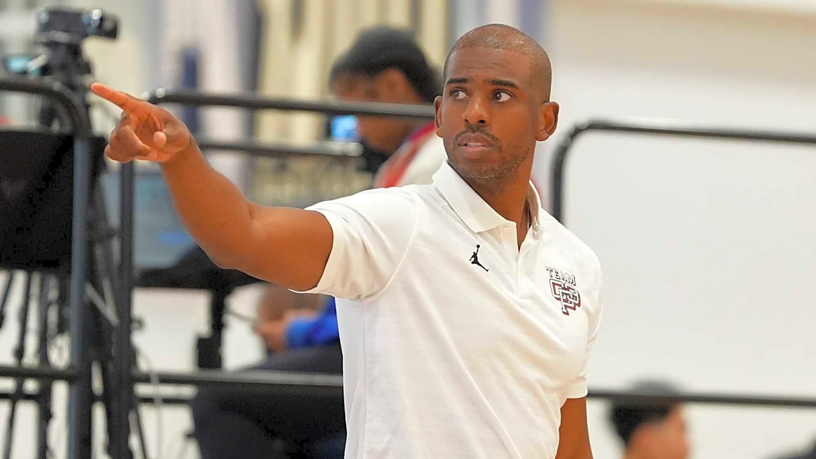 Chris Paul Predicted To Leave Spurs For Mavericks