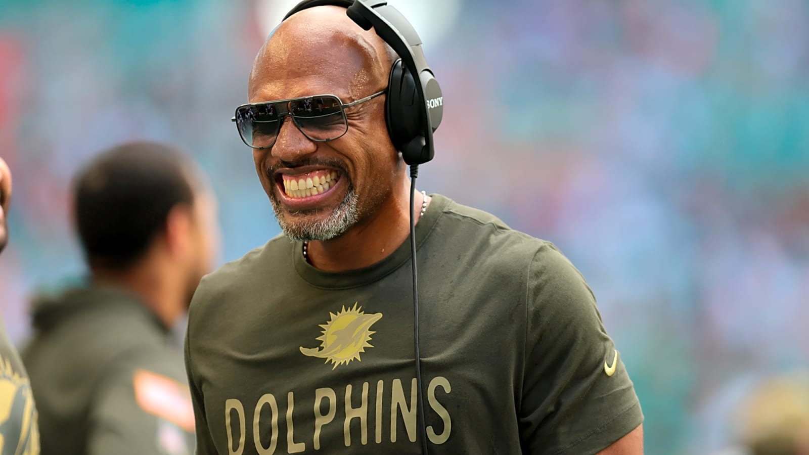 Falcons Interviewed Anthony Weaver For HC Vacancy