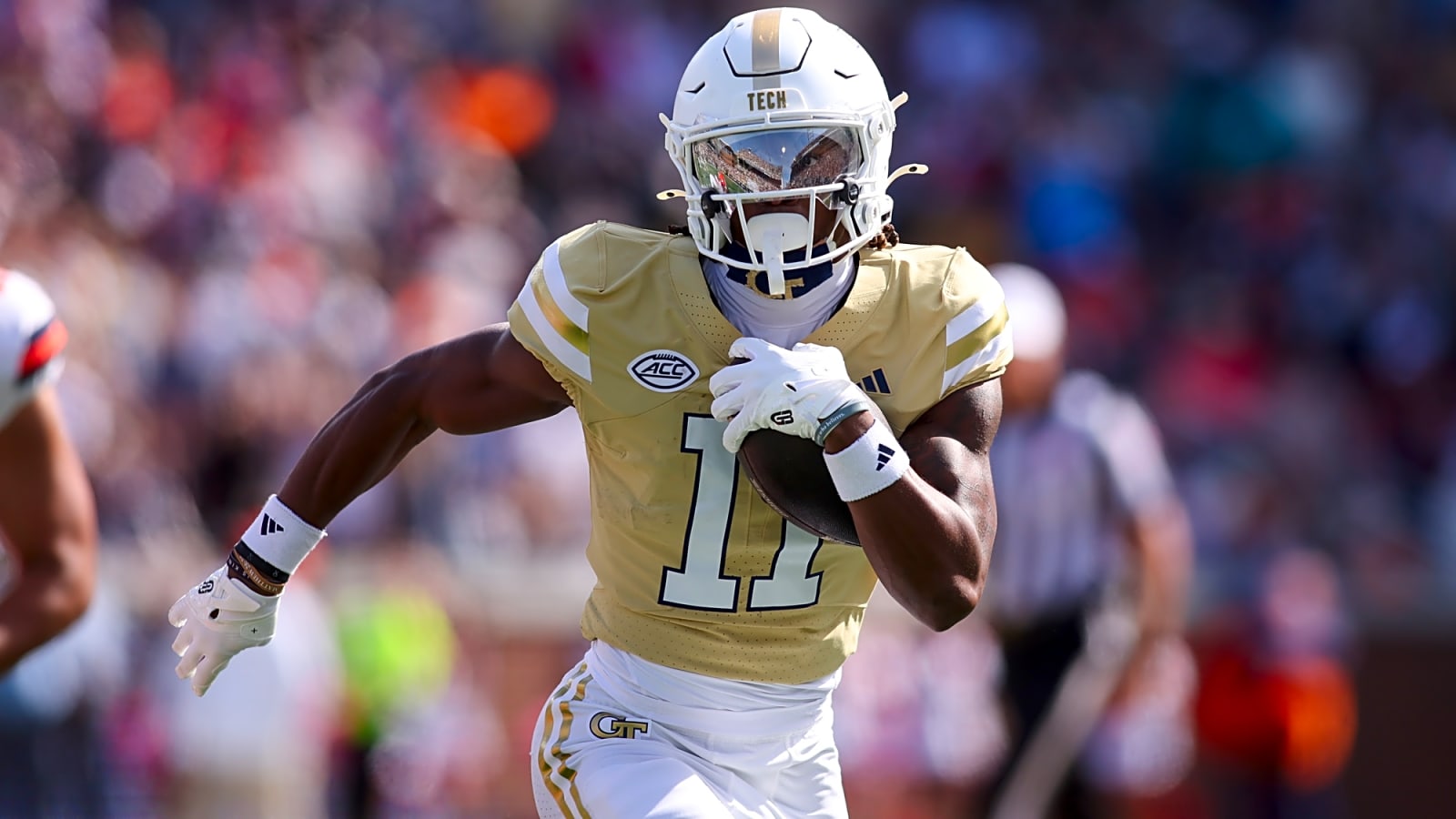 Bucs Sign 2 Rookies From Mini-Camp Tryout