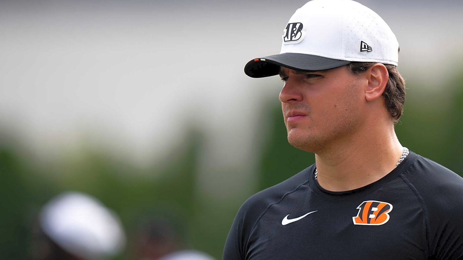 Bengals Asking For Pick & Player To Trade DE Trey Hendrickson