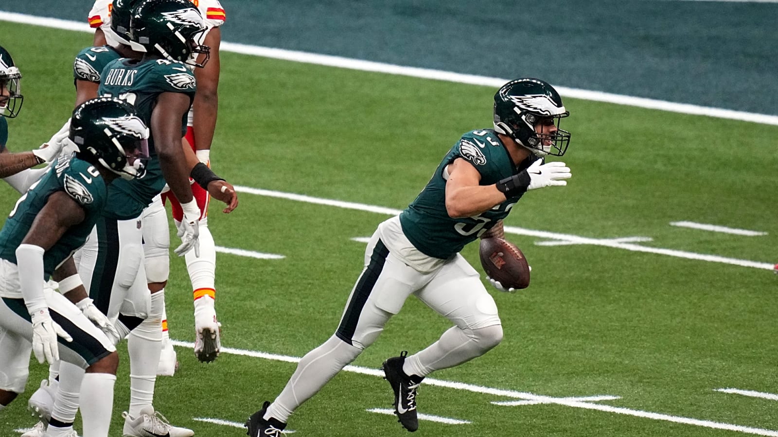 2025 Eagles Training Camp Preview: Talented LB Room Might Need Time