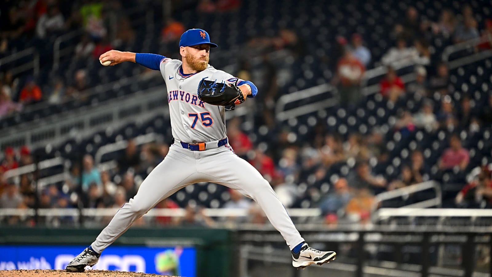 Mets place Reed Garrett on IL due to elbow inflammation