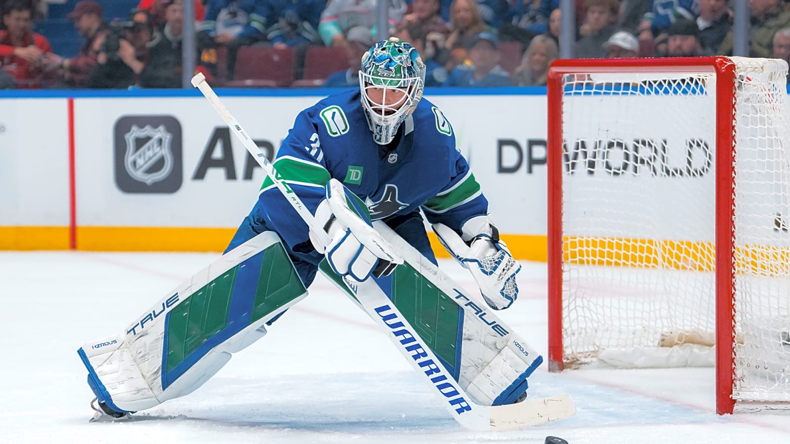 Canucks fans react to the Arturs Silovs trade