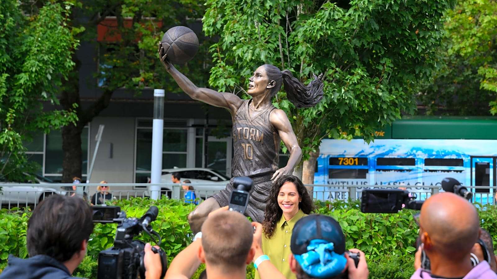 Seattle Storm Great Sue Bird Forever Immortalized With Statue
