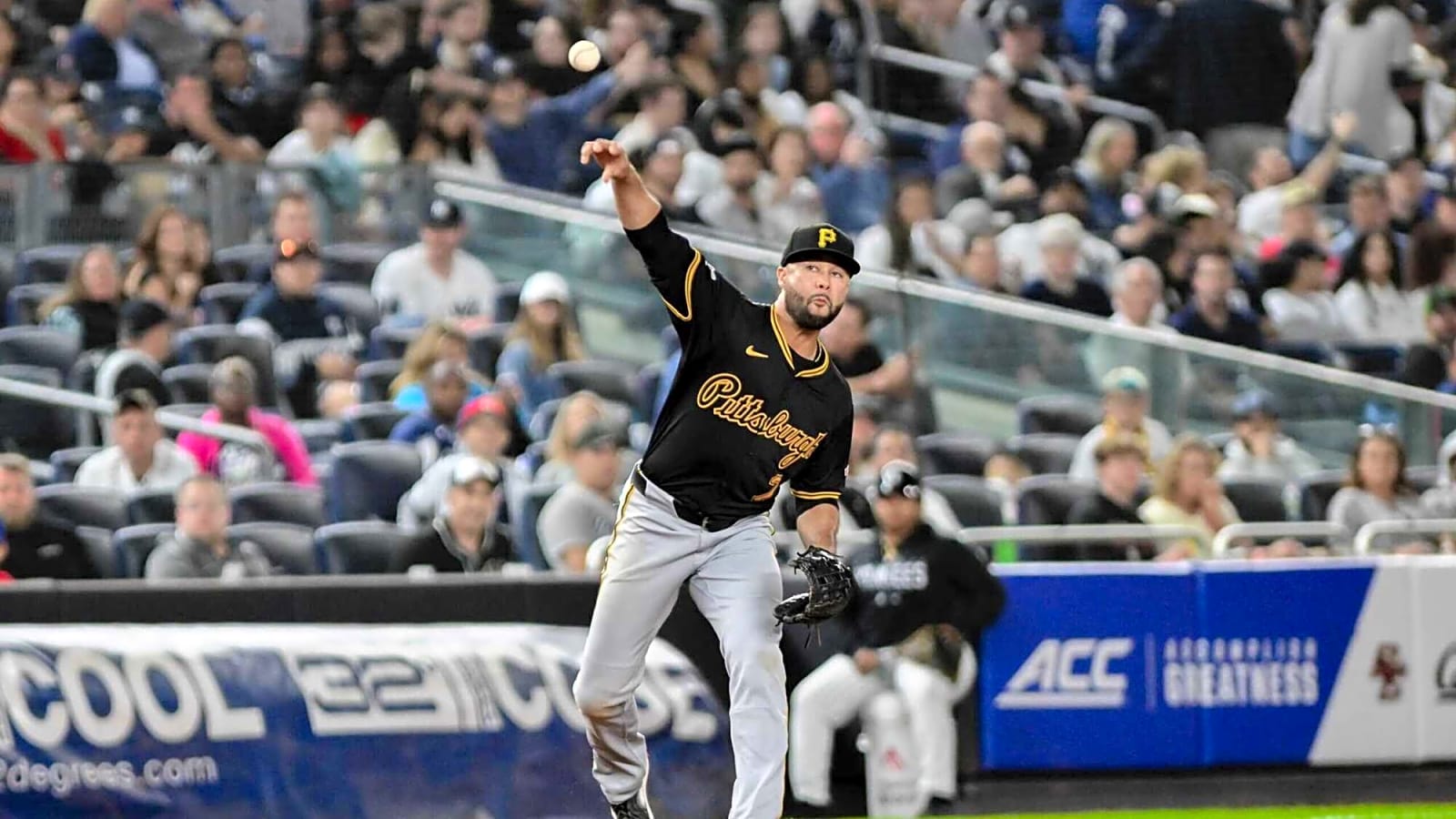 Toronto Blue Jays Bolster Depth With Familiar Face Ahead of 2025 Postseason
