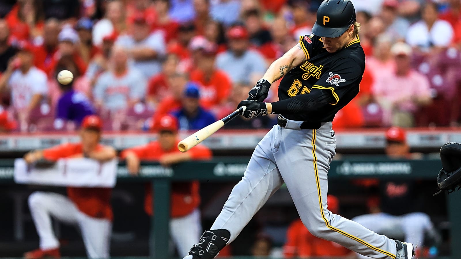 Dodgers claim a 57-home run outfielder off waivers