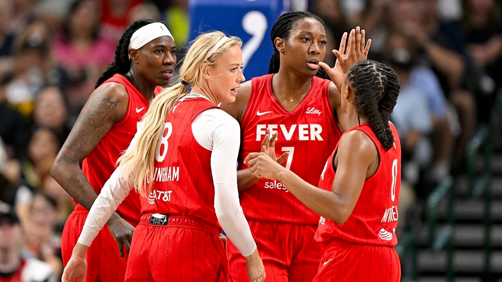 'Putting Themselves Before The Team': Sophie Cunningham, Kelsey Mitchell Earns Praise From Fever Teammate Lexie Hull For Their ‘Sacrifices’