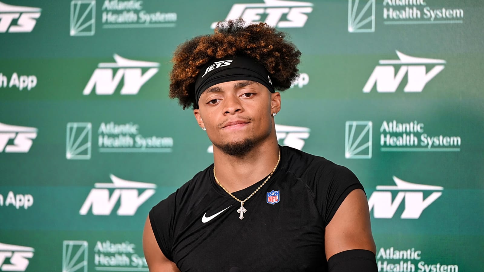 Ranking all 32 Starting QB’s; Where Does Justin Fields Land?