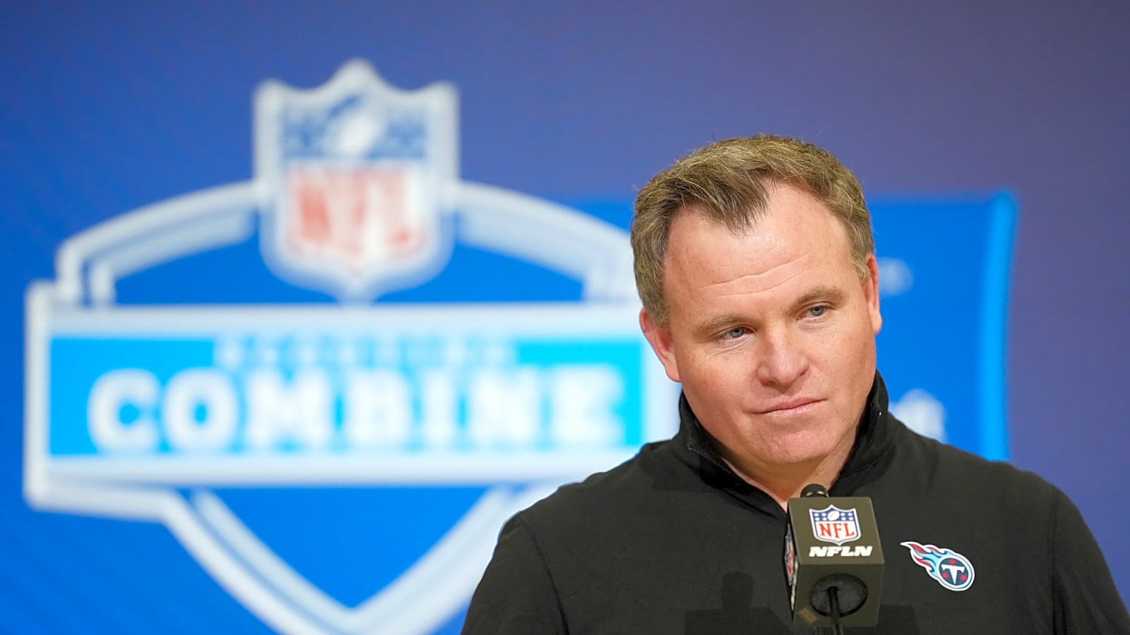 Titans trade proposal offers potential alternative to Titans draft plans, a big swing Mike Borgonzi would be rolling the dice to take