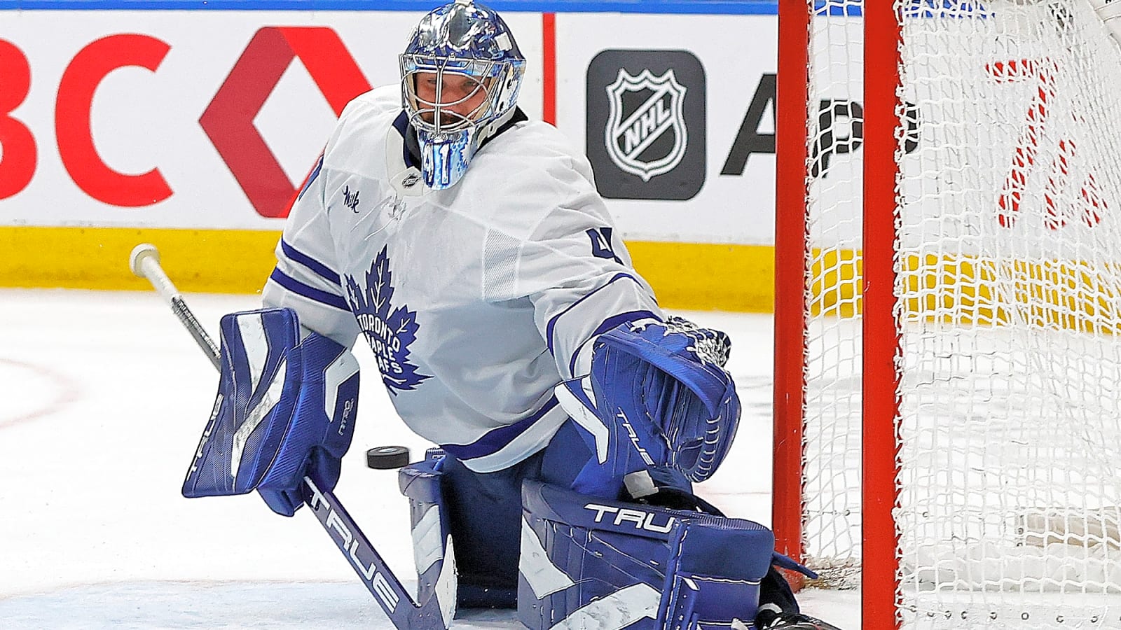 Anthony Stolarz credits Maple Leafs teammates for his first win since November 5