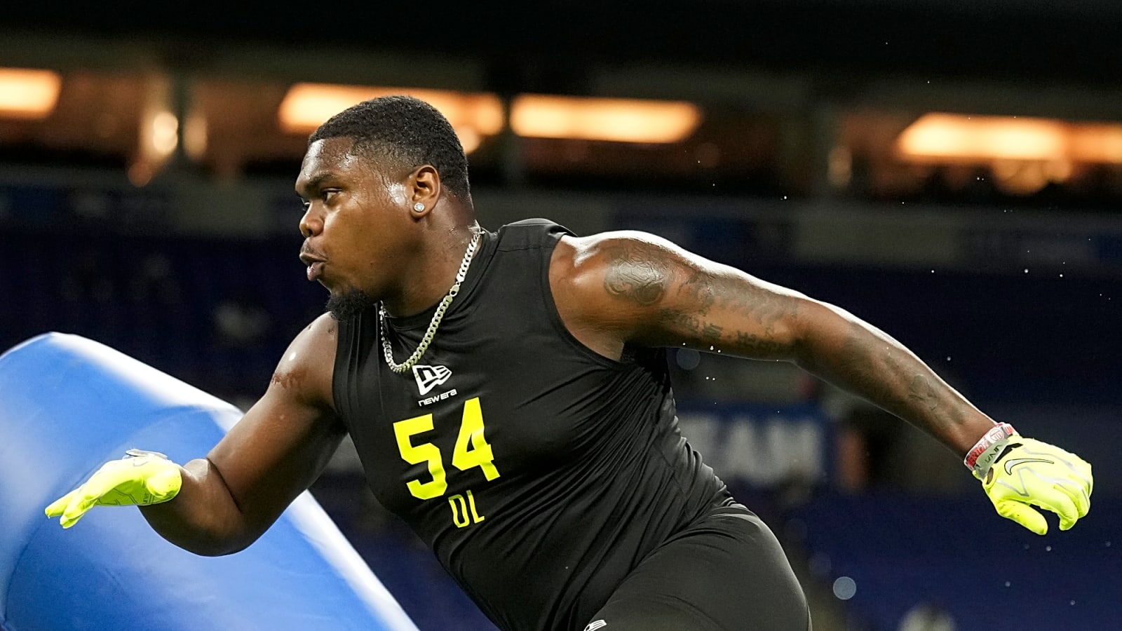 2026 NFL Draft: Contract details revealed for Cowboys 4th-round pick LT Overton