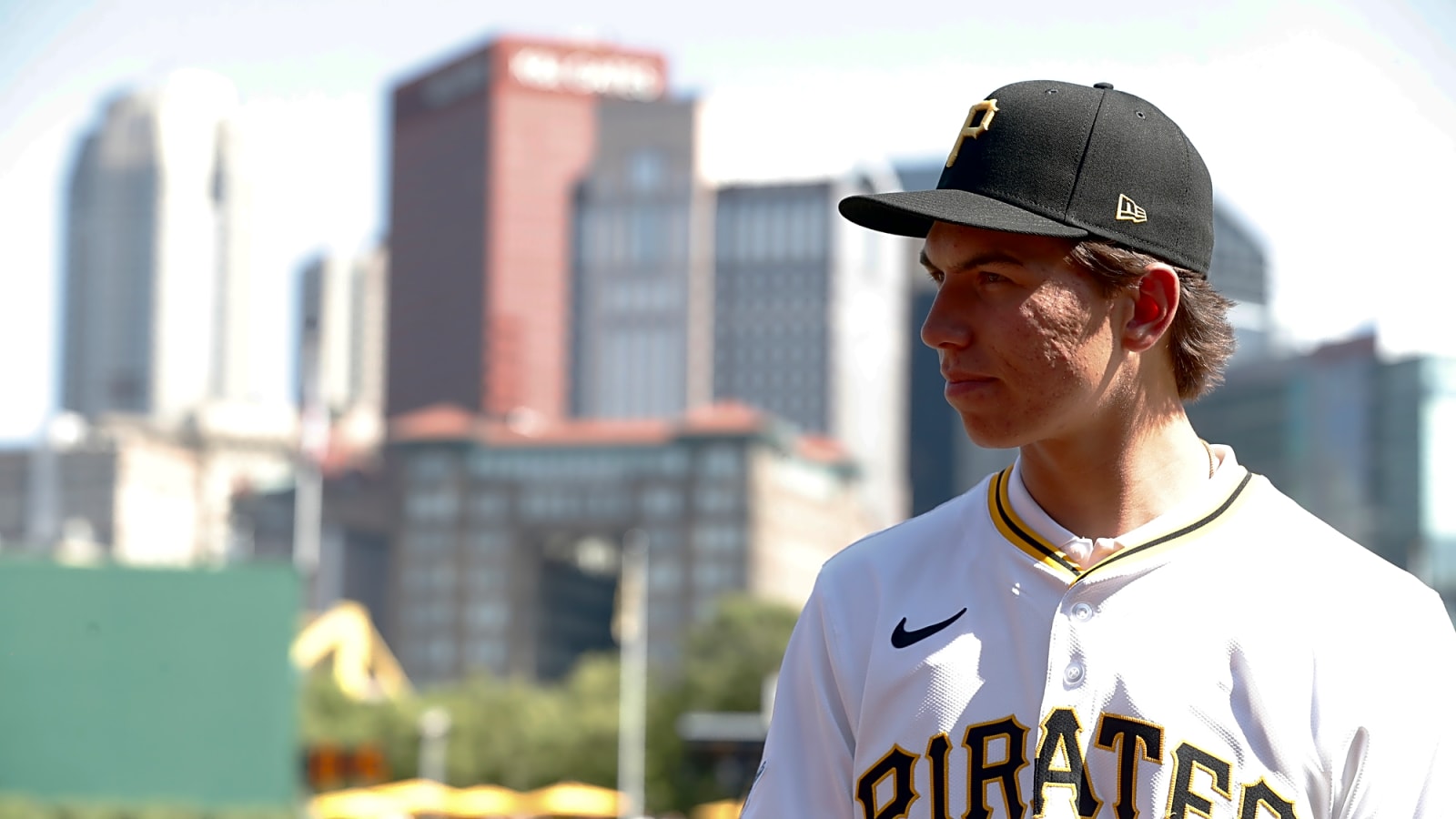Pirates’ Seth Hernandez left Max Clark stunned with 102.4 MPH pitch