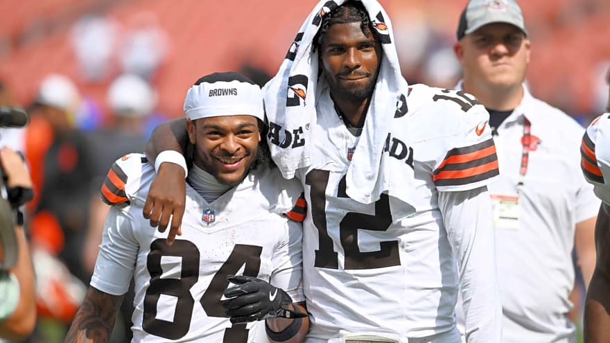 Cleveland Browns Coach Kevin Stefanski Keeps Everyone Guessing About Shedeur Sanders’ Role