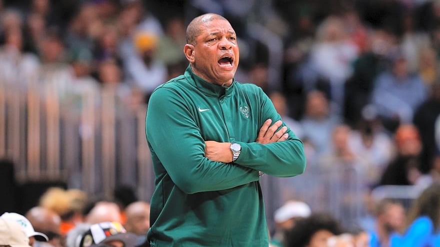 Milwaukee Bucks: Doc Rivers spreads blame around for Giannis Antetokounmpo injury