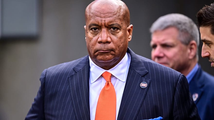 Illinois Gov: Chicago Bears haven’t done enough for special session