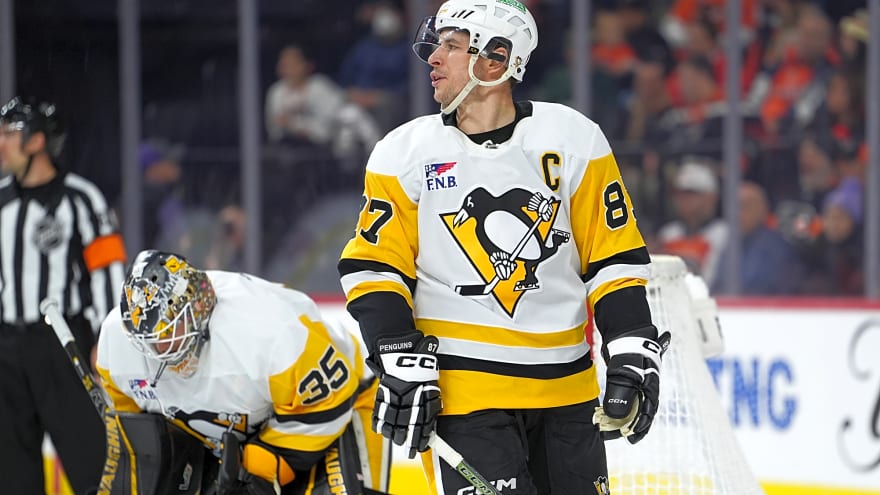 Crosby Dominates Rivalry Night as Penguins Smash Flyers 5-1