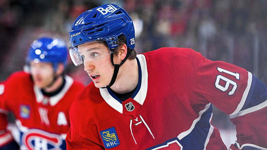 Grant McCagg: 'If Hughes didn’t make a trade, it’s because he believes in Kapanen as the second-line center.'