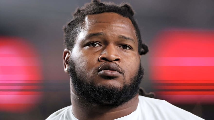 Jalen Carter’s postgame exit after brutal Cowboys loss exposes a bigger problem for Eagles than the scoreboard