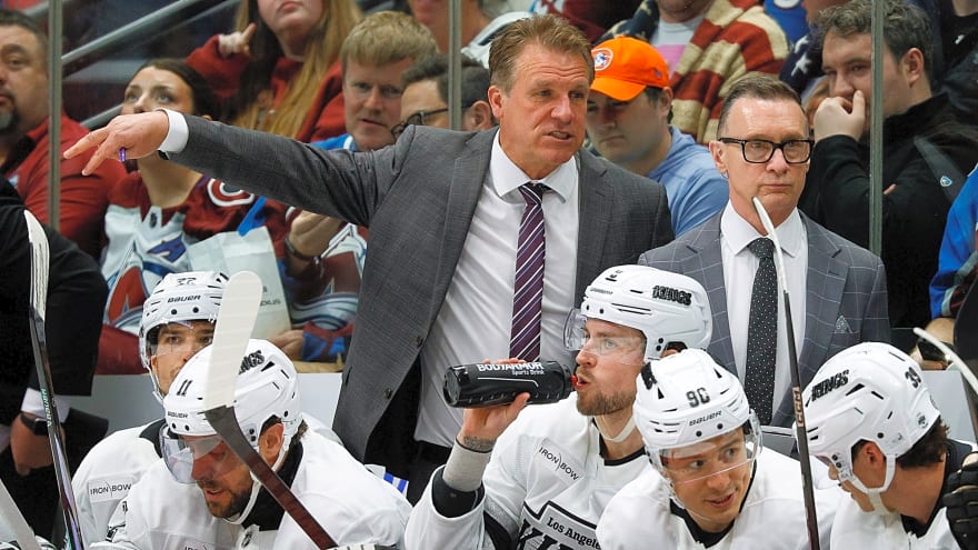 Kings make slight coaching adjustment amid brutal power play woes