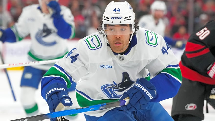Insider Notes Canucks Could Trade Kiefer Sherwood Despite Breakout Season