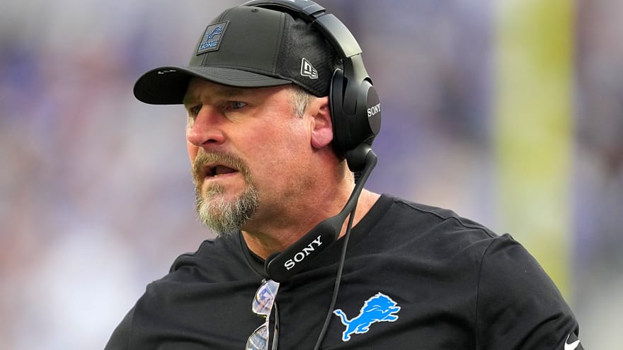 NFC Notes: Dan Campbell, D.J. Moore, Bears, Lions, Vikings