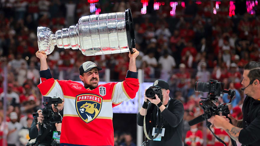 Nick Kypreos strongly believes Brad Marchand will sign with Maple Leafs
