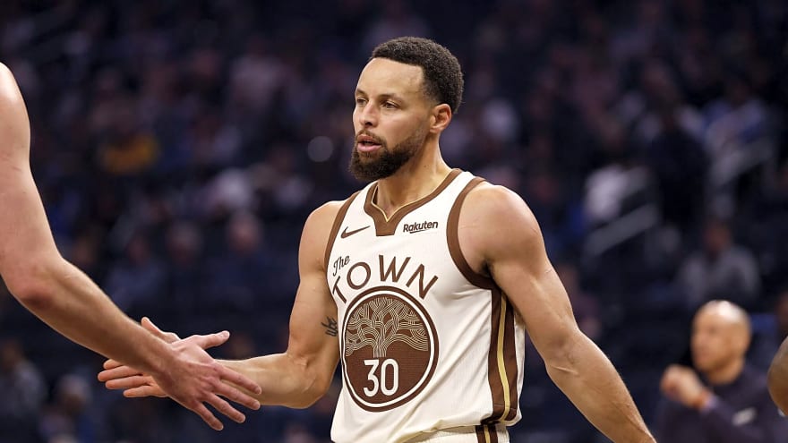 Stephen Curry Supports NBA’s Decision To Punish Steve Ballmer And Clippers