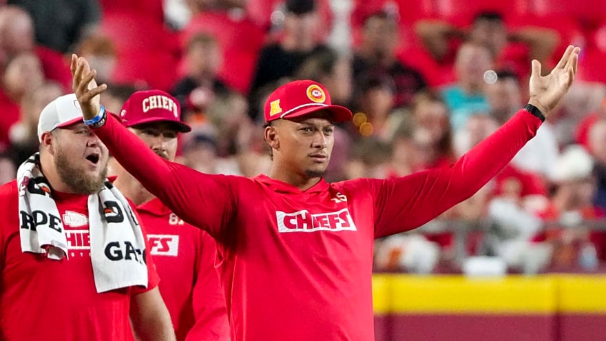 Chiefs QB Patrick Mahomes is about to be jealous of new Bears C Logan Jones thanks to a weird perk of his draft slot