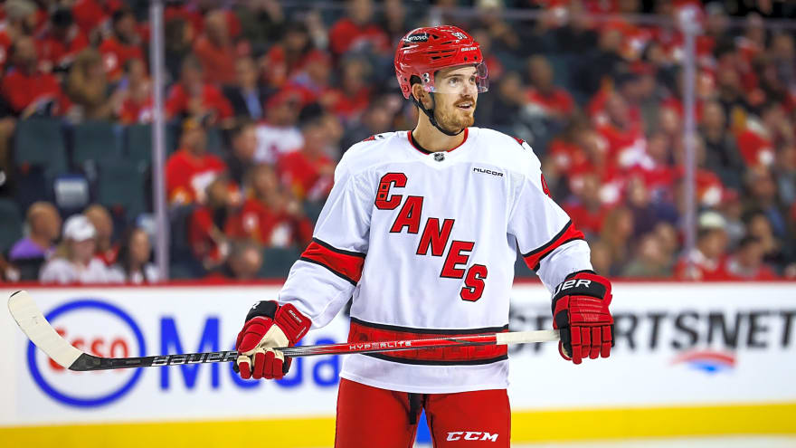 Jack Roslovic would be good but shouldn’t be the Maple Leafs’ end goal