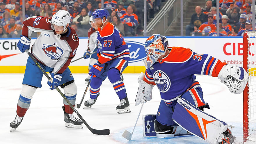 Bowman: Backup Calvin Pickard ‘will remain with the team’ after Skinner-Jarry trade