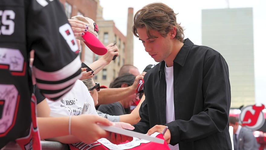 Jack Hughes calls mid-game injury joke ‘weird’ and leaves interview