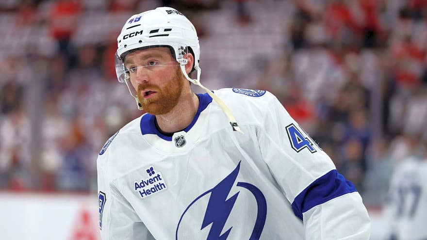 Predators sign Nick Perbix to two-year contract