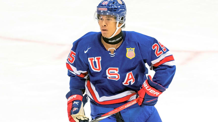 Flyers sign Noah Powell to three-year entry-level contract