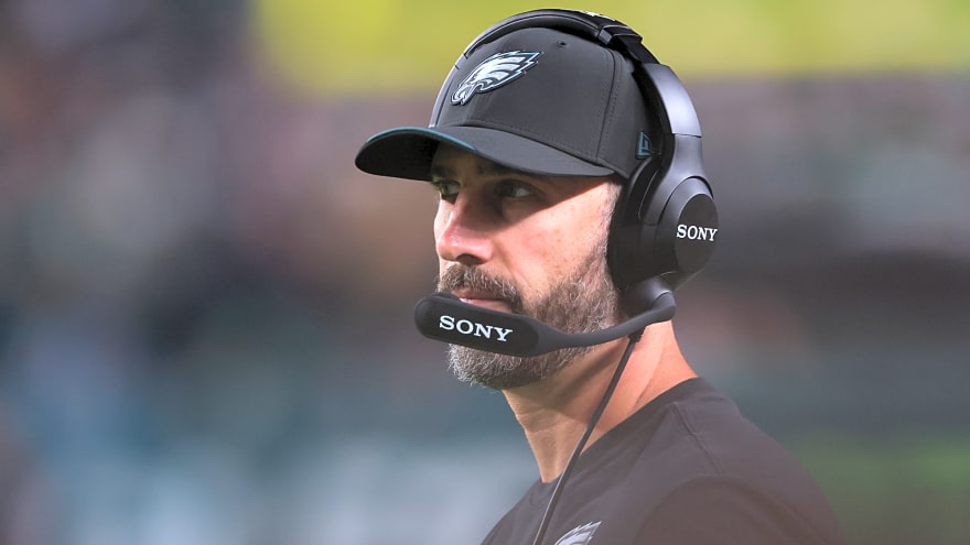 Eagles stave off Commanders' late push, extend win streak in openers