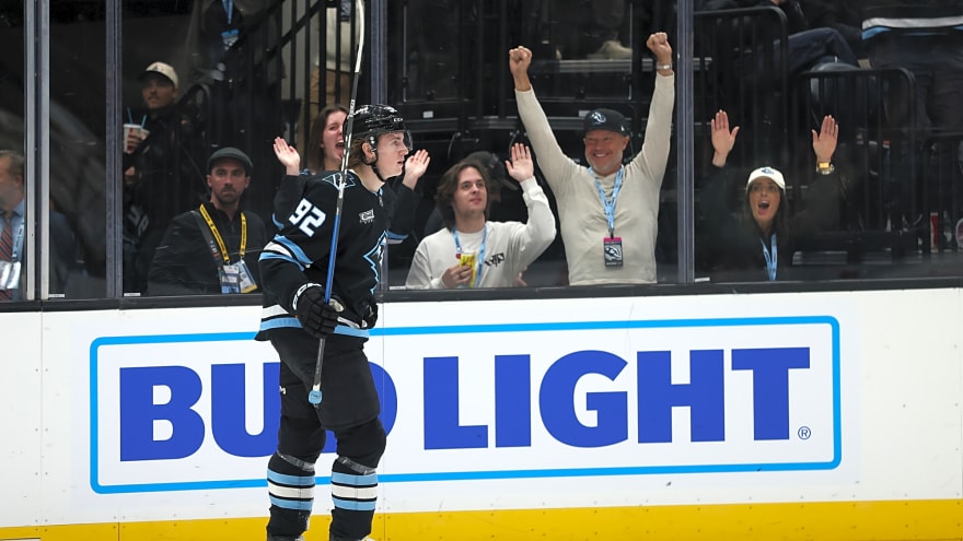 Cooley Makes Mammoth History With Electrifying 4-Goal Night