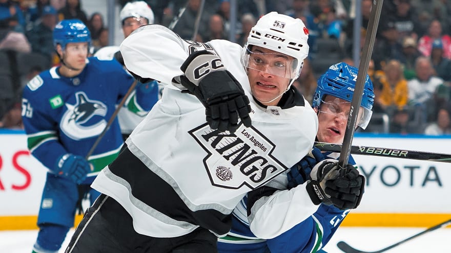 Los Angeles Kings Recall Jared Wright