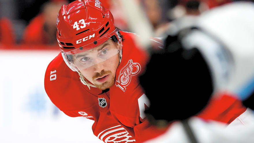 Red Wings Reassign John Leonard