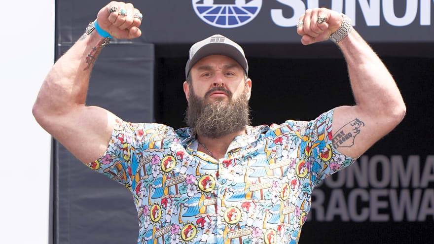 Braun Strowman Hospitalized: The Serious Knee Infection Sidelining the Former WWE Star