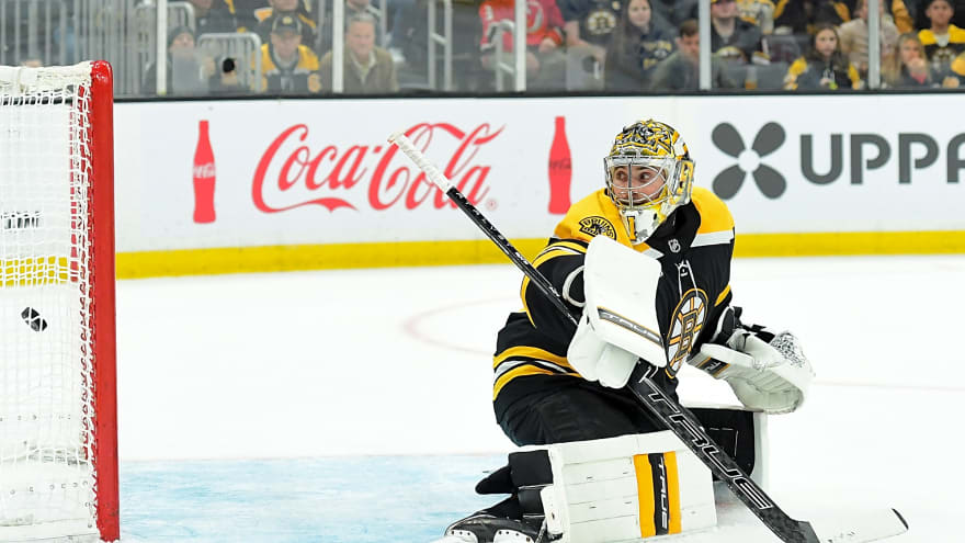 "I&#39;m a Completely Different Human Being": Bruins&#39; Jeremy Swayman Makes Bold Comments After Disappointing Year