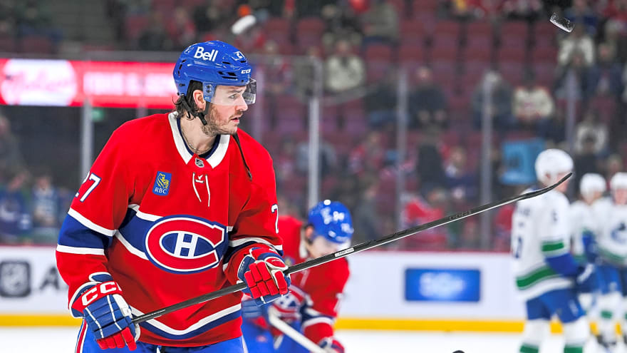 Samuel Blais gives up his spot to Jake Evans