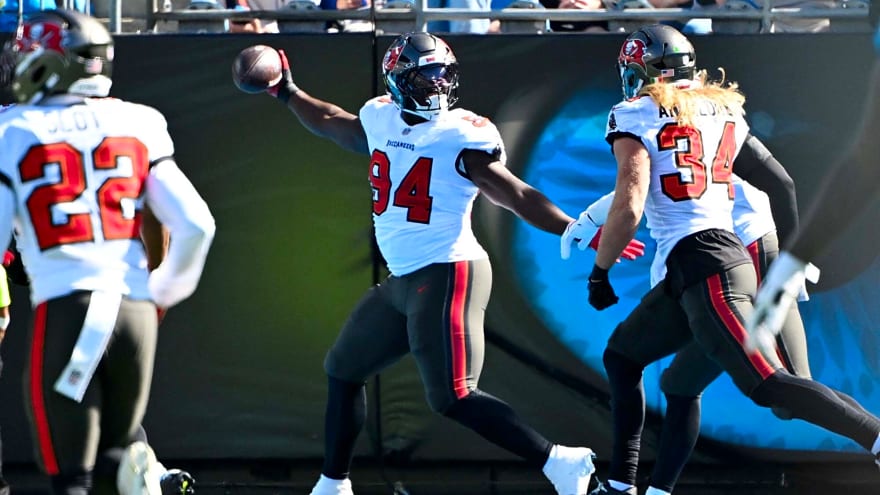 Bucs hit for an ultra rare cycle in blowout win over the Panthers