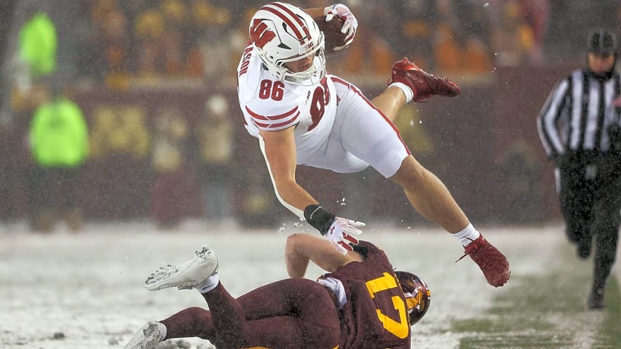 The Seattle Seahawks signed a mismatch weapon at tight end that the rest of the NFL forgot to draft