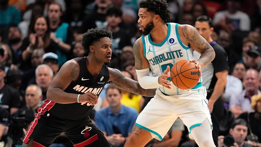 NBA Notes: Suns, Miles Bridges, Cavs, Meleek Thomas, Clippers, Bradley Beal