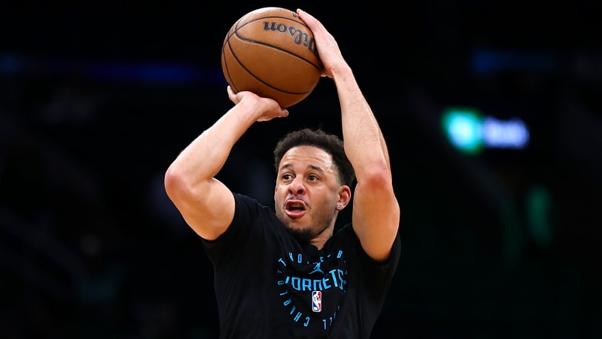 Seth Curry joins brother Steph on Warriors