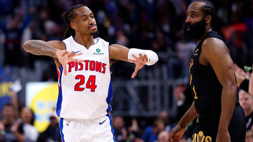 Cavs’ effort and chances are there, but execution keeps sinking the ship