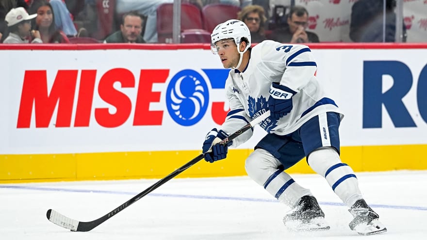 Maple Leafs sign defenceman Nick Blankenburg to 1-year contract worth $1.4M