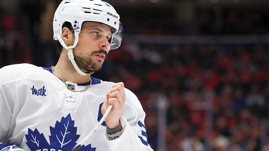 Leafs’ Austin Matthews frustrated about frequency of questions about Mitch Marner